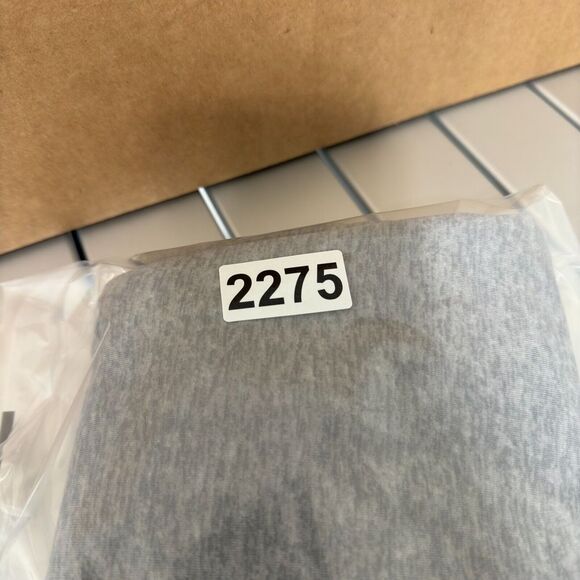 Juicy Couture Shirt Womens Medium Heather Grey Crew Neck Tee Glitter Super Soft - Picture 9 of 9